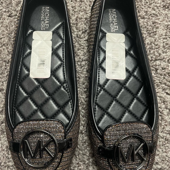 MICHAEL KORS GLITTERS- FLAT 6.5 - Picture 3 of 8